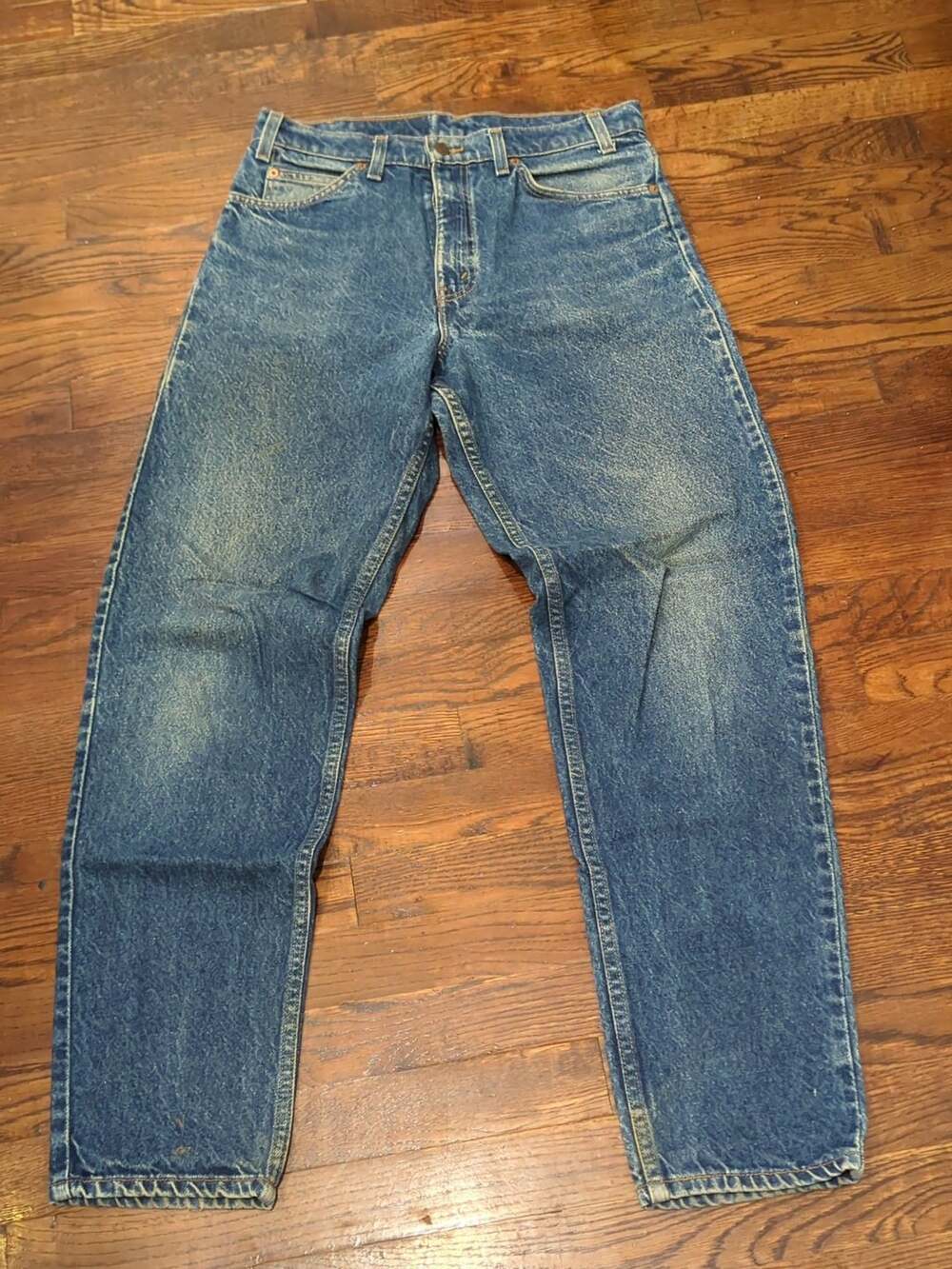 Levi's 550 Relaxed Fit Tapered Leg Jeans W32 L32 Medium Wash Denim